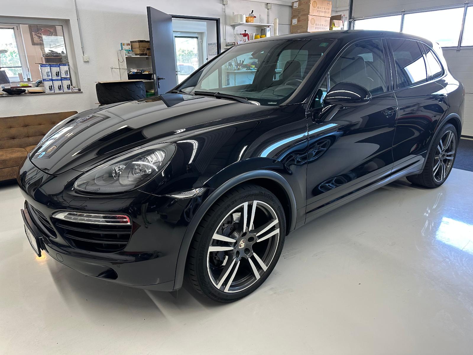 Porsche Cayenne Pano/AHK/Luftfahrwerk