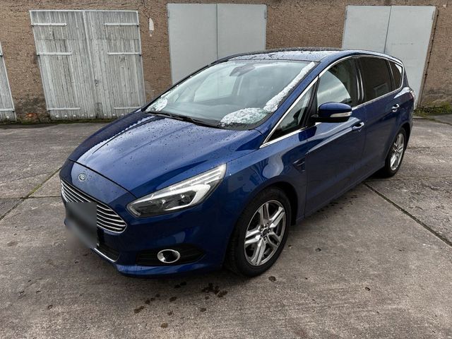 Ford S-Max 2.0TDCi Titanium Allrad Automatik