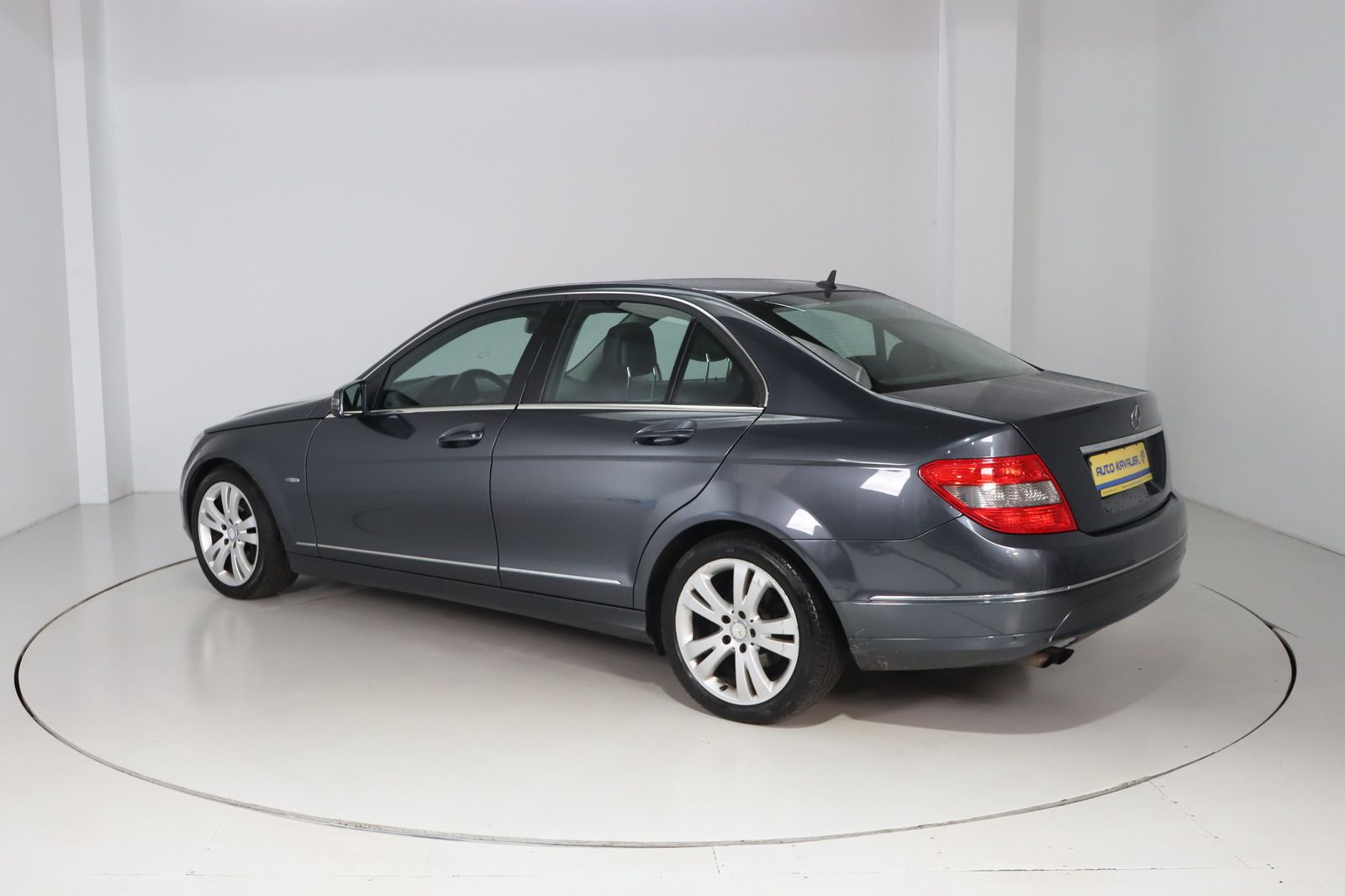 Fahrzeugabbildung Mercedes-Benz C 180 KOMPRESSOR HU/AU 02.27