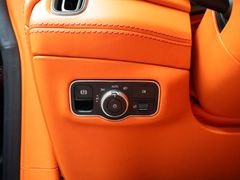 Aston Martin DBX – 18 / 29