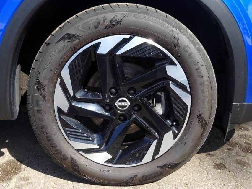 Fahrzeugabbildung Nissan Qashqai 1.3 DIG-T MHEV Automatik  N-Connecta