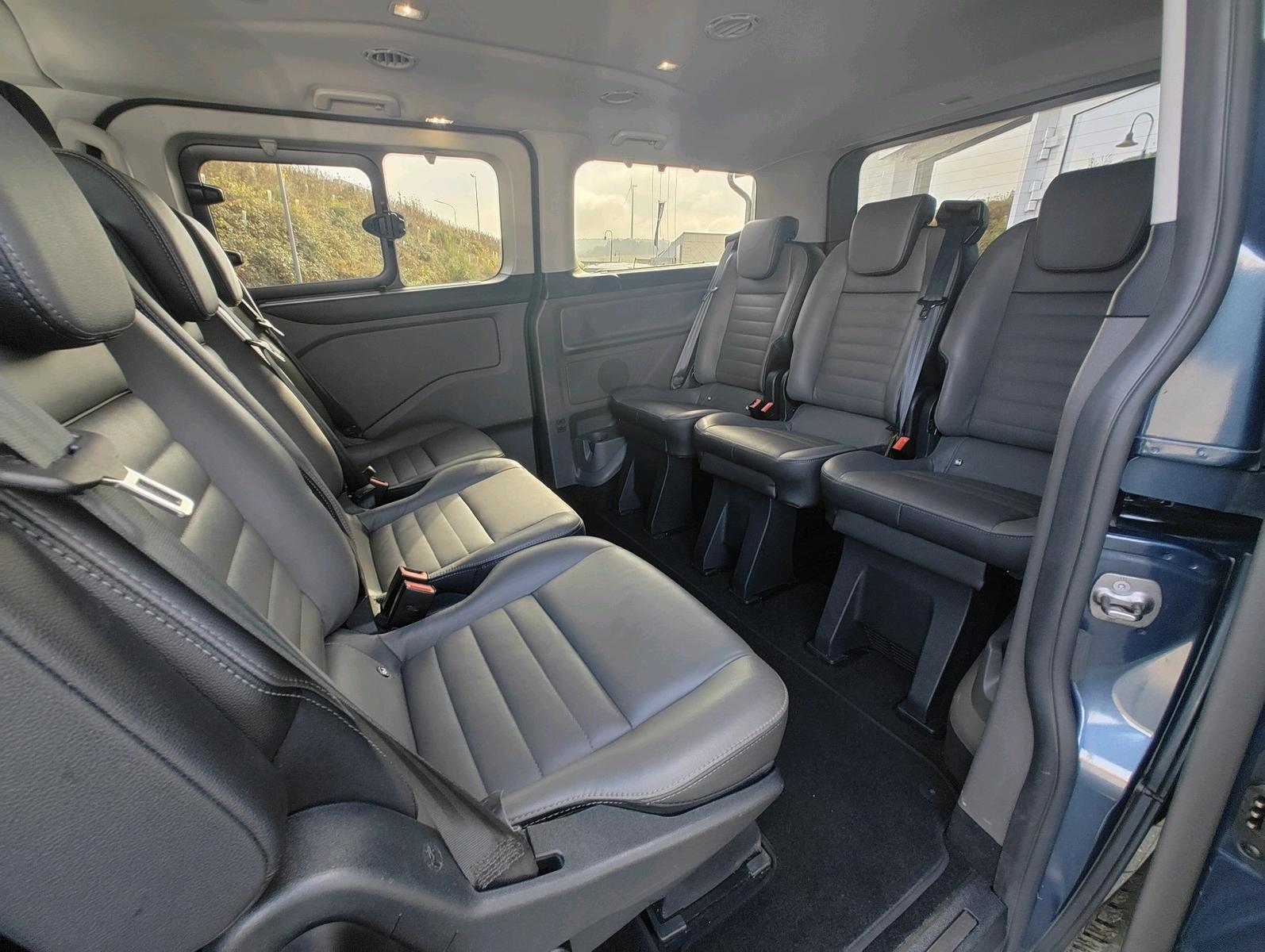 Ford Tourneo Custom Kombi L1 Titanium Automatik