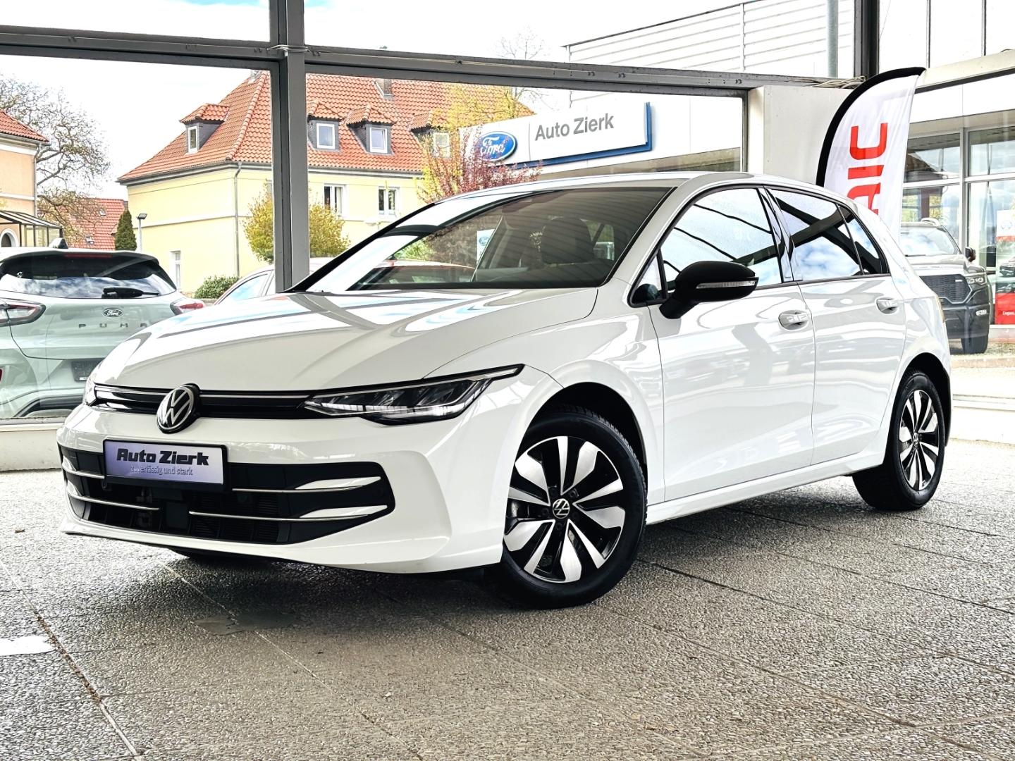 Volkswagen Golf VIII 1.5 TSI GOAL ACC LED PDC GJR SHZ