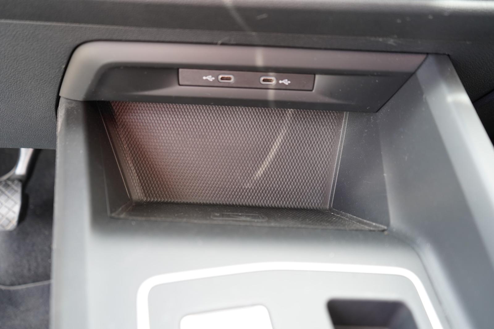 Volkswagen Golf VIII Variant Life eTSI LED Navi App-Connect