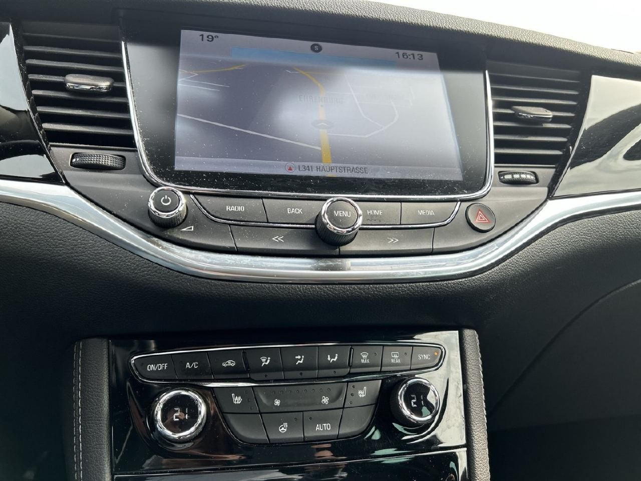 Fahrzeugabbildung Opel Astra K Sports Tourer Innovation