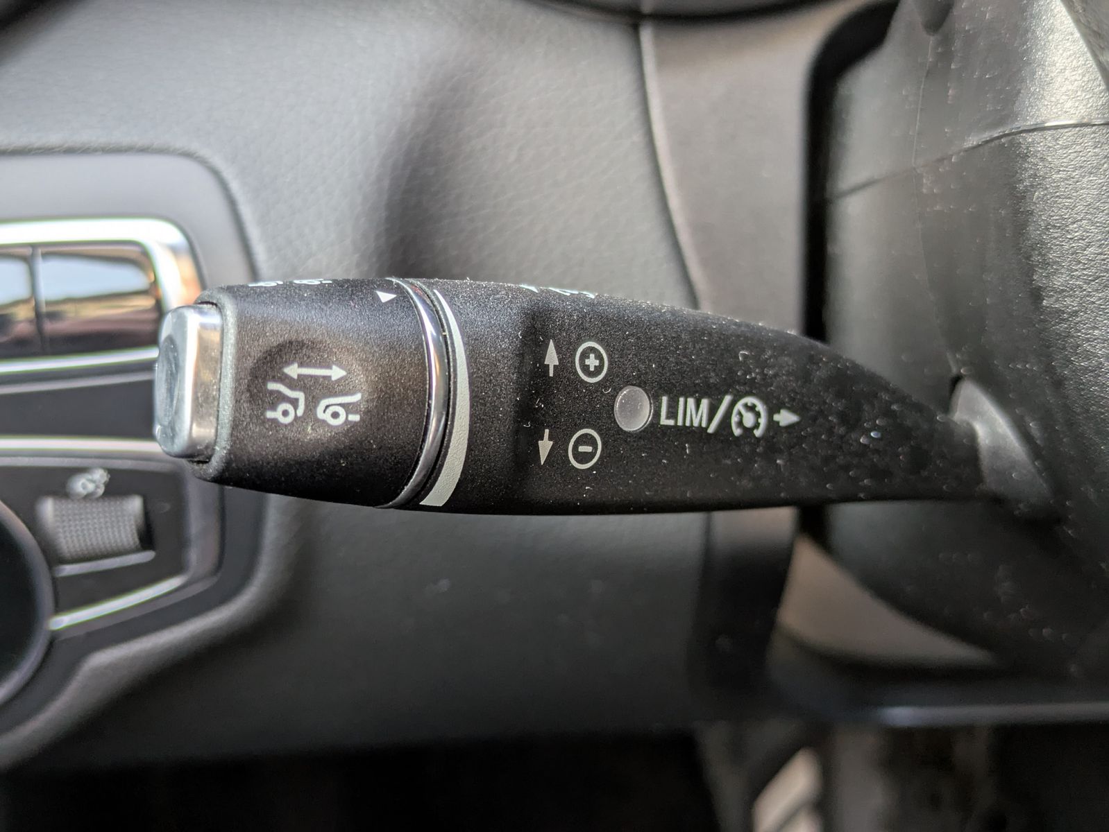 Fahrzeugabbildung Mercedes-Benz C 250 d BlueTec AVANTGARDE 4Matic ACC/KAM/LED