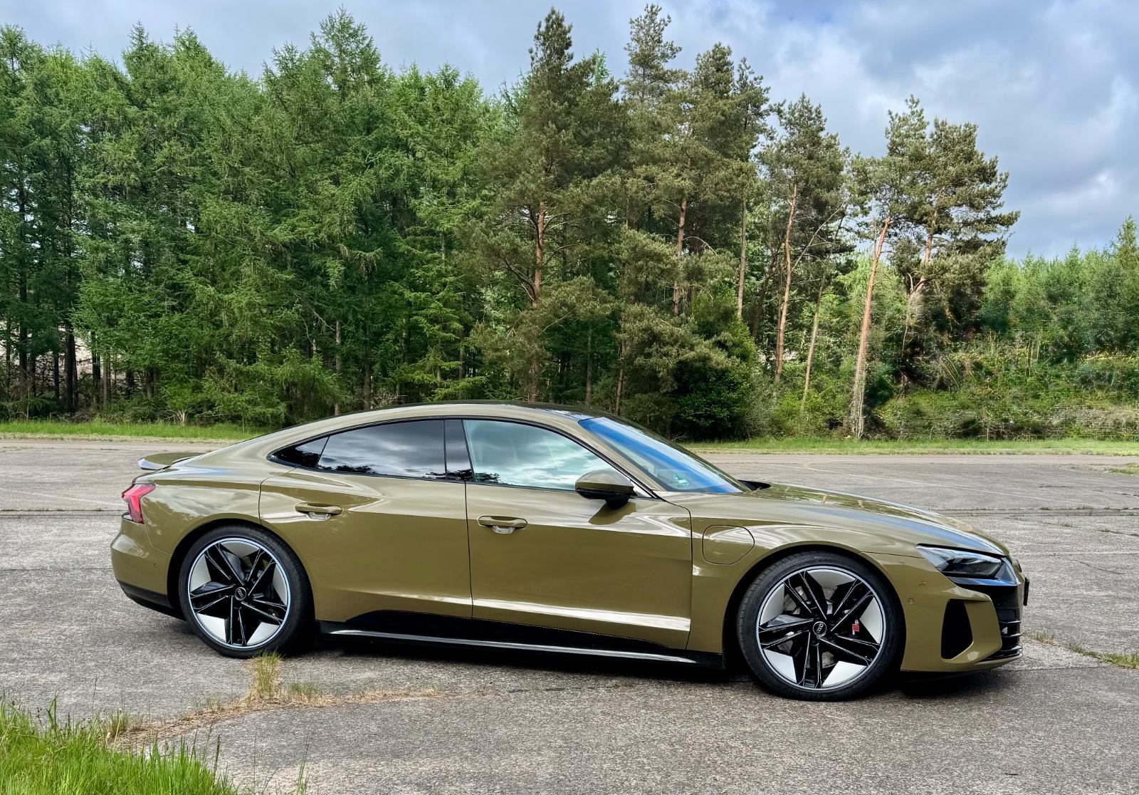 Audi e-tron GT quattro -Dynamik plus , Voll , HUD 