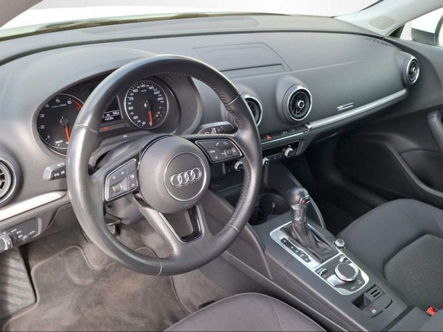 A3 SPORTBACK 1.5 TSI S-TRONIC SHZ+PDC+XENON