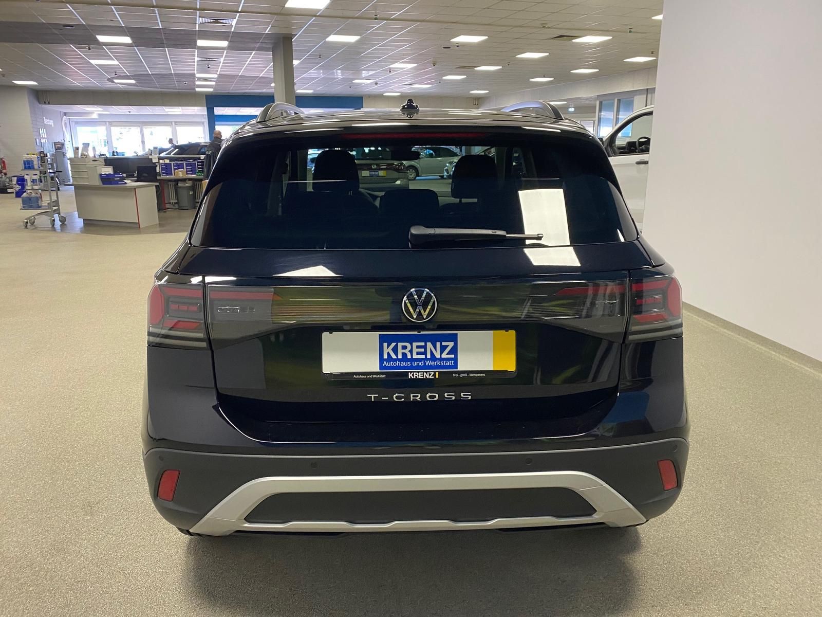 Fahrzeugabbildung Volkswagen T-Cross 1.0 TSI DSG Life+AHK+KAMERA+PDC vo+hi+BC