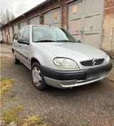 Citroën Saxo 1erste  Hand Tüv neu - Citroën SAXO mit Benzin-Antrieb: Kleinwagen, 1.1