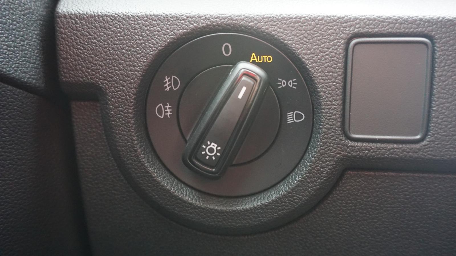 Volkswagen T-Cross 1.0 R-Line LED Navi ACC App Connect PDC, миниатюра 18