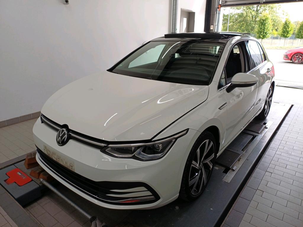 Volkswagen Golf VIII Limo Style Pano IQLED Matrix Navi 2023