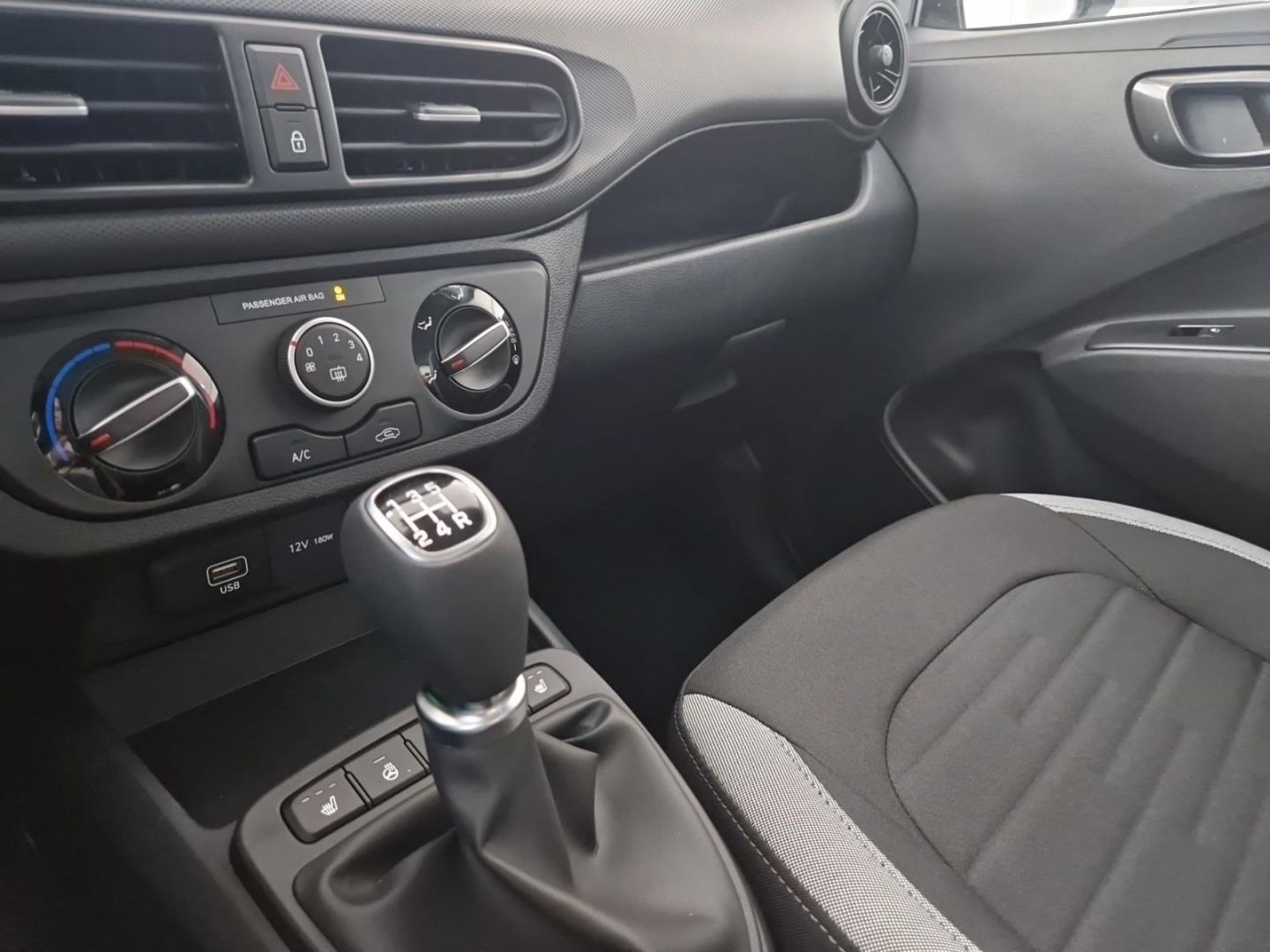 Hyundai i10 – Bild 14