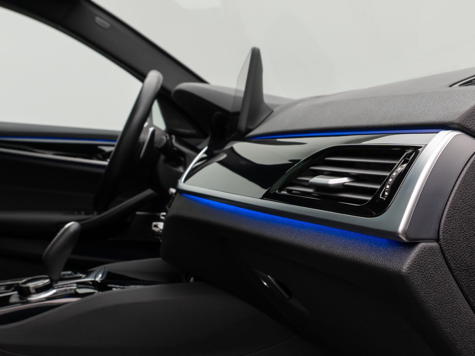 Fahrzeugabbildung BMW 540d xD M Sport Panoram Kamera Laser HUD DAB H/K