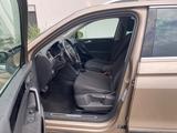 Volkswagen Tiguan Sound 1.4 TSI DSG Virtual ACC - mit Benzin-Antrieb: Beige