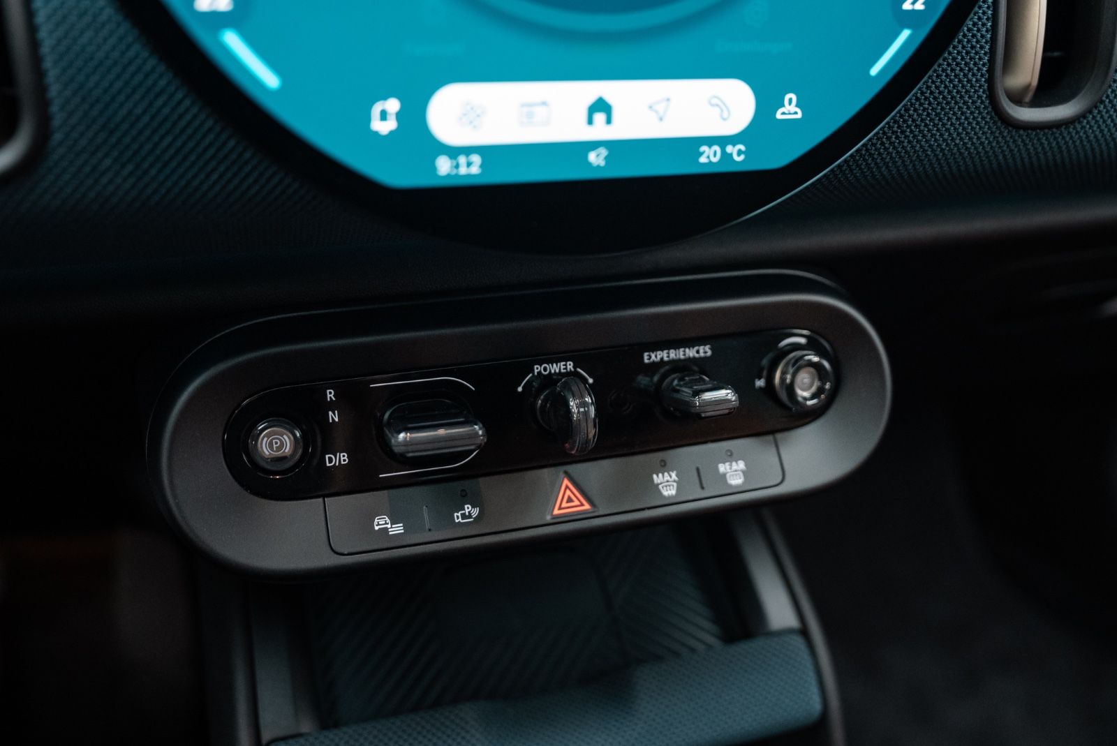 Fahrzeugabbildung MINI Countryman SE ALL4