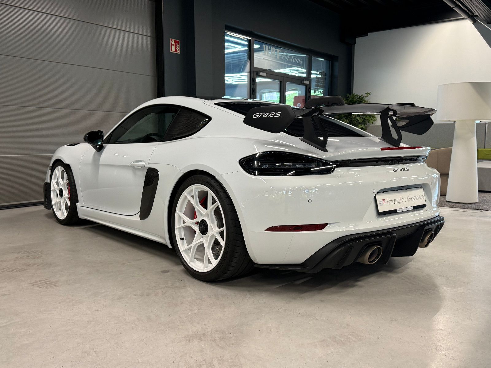 Fahrzeugabbildung Porsche 718 GT4 RS-Weissach-Clubsport-Lift-LED-Kam.-90 L