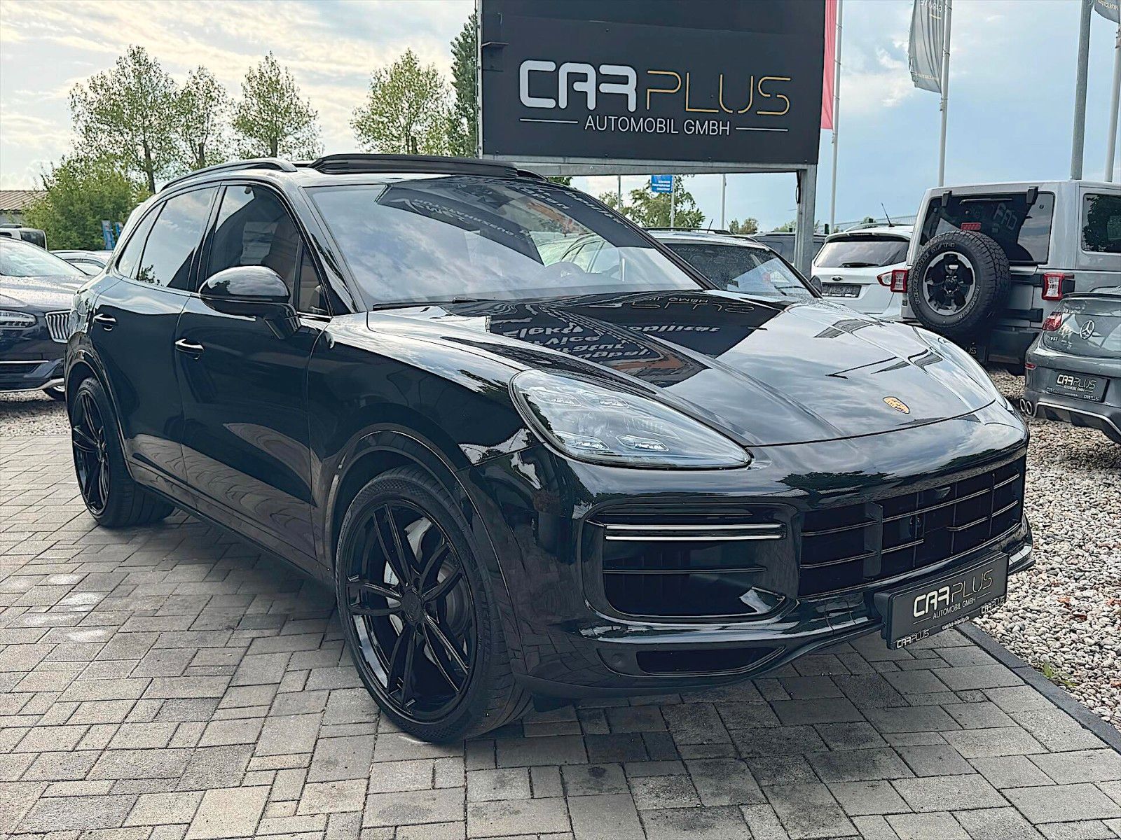 Fahrzeugabbildung Porsche Cayenne Turbo Black Edition *Matrix*ACC*TECHART*