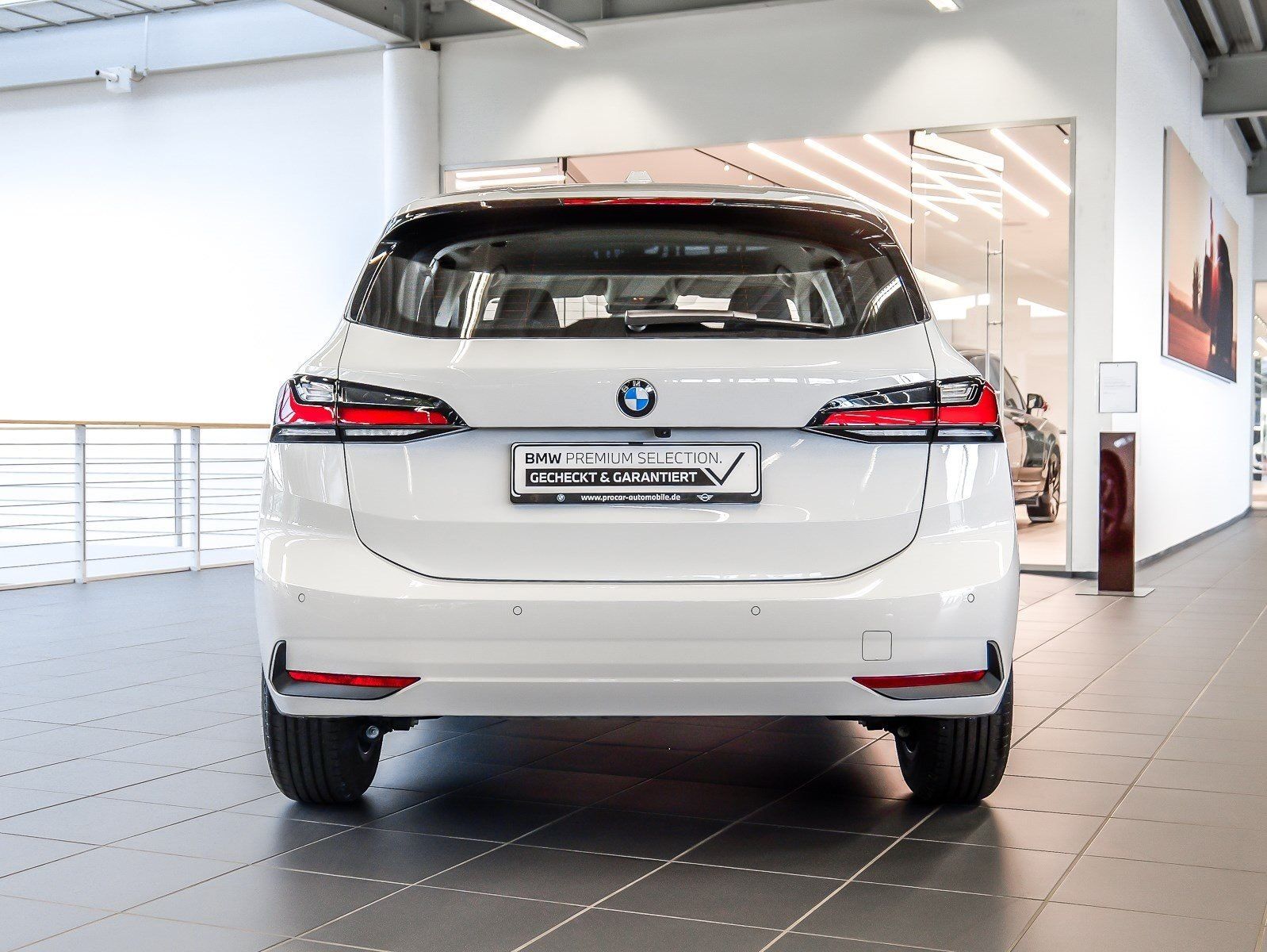 BMW 220 Active Tourer - Bild 11
