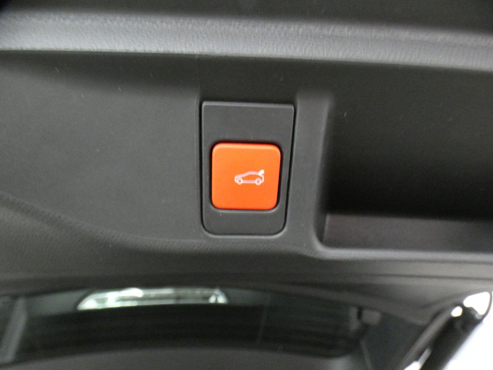 DS Automobiles DS4 130 HDI Performance Line +*NAVI*LED*ACC*360°