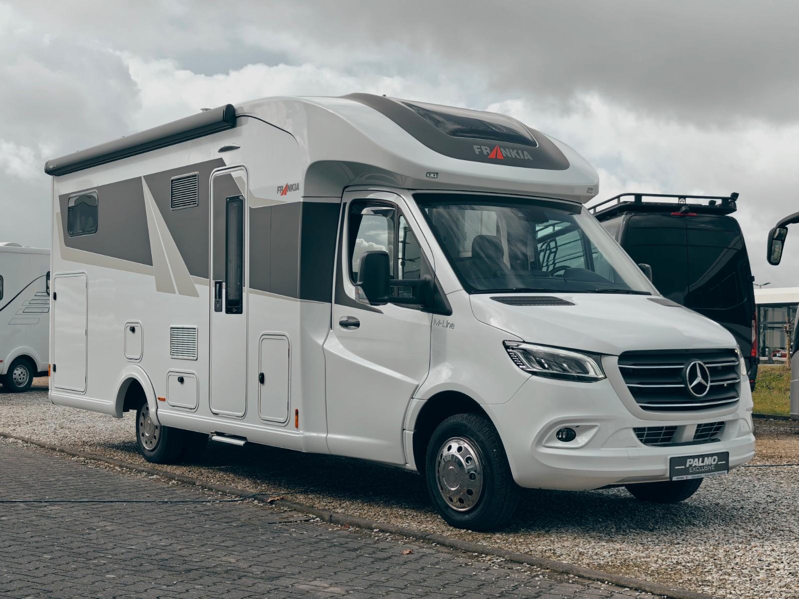 Frankia M - LINE T - 7400 GD - AUS ERSTBESITZ