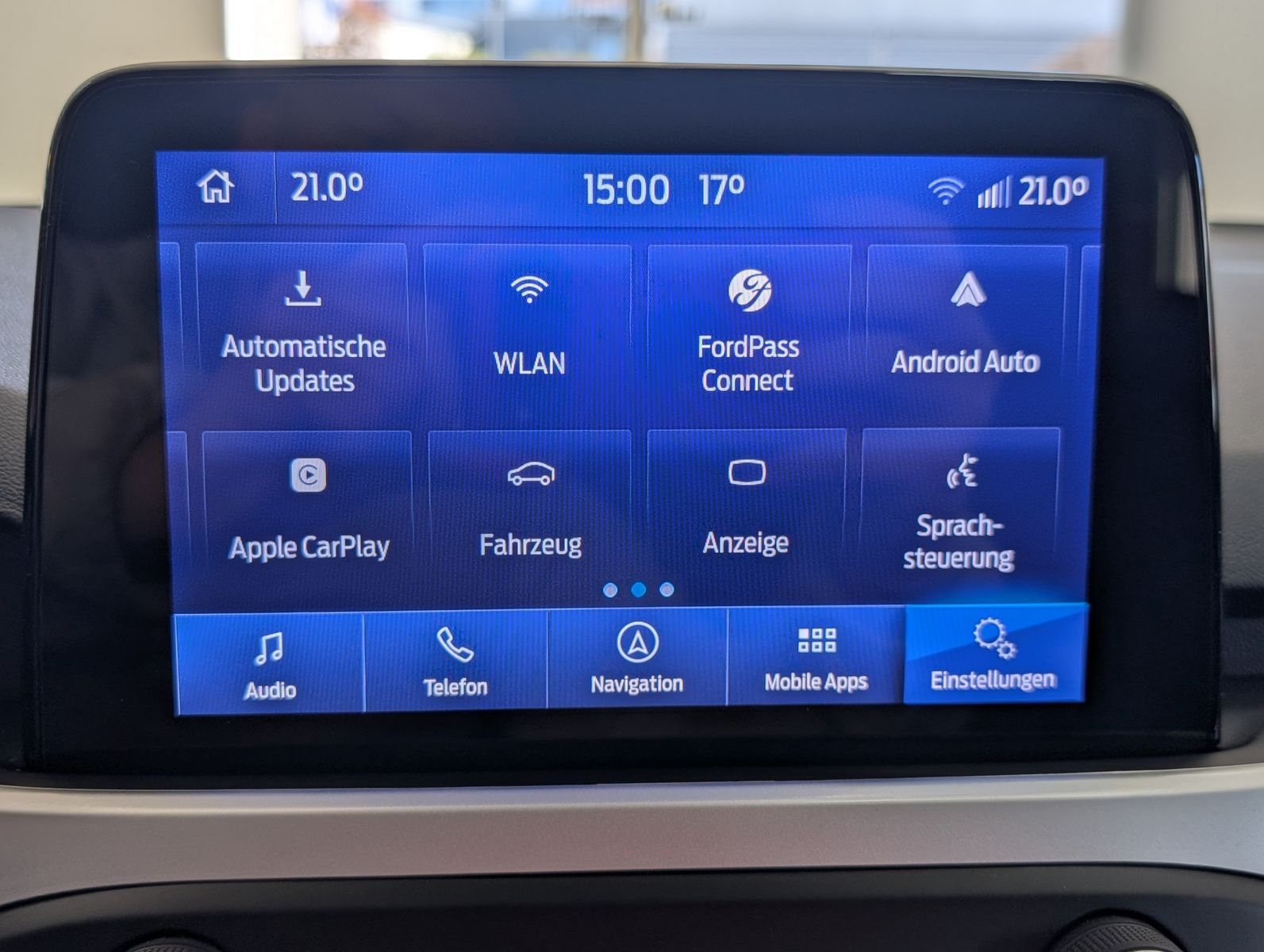 Fahrzeugabbildung Ford Focus Cool & Connect TEMP KAM LED SHZ CARPLAY