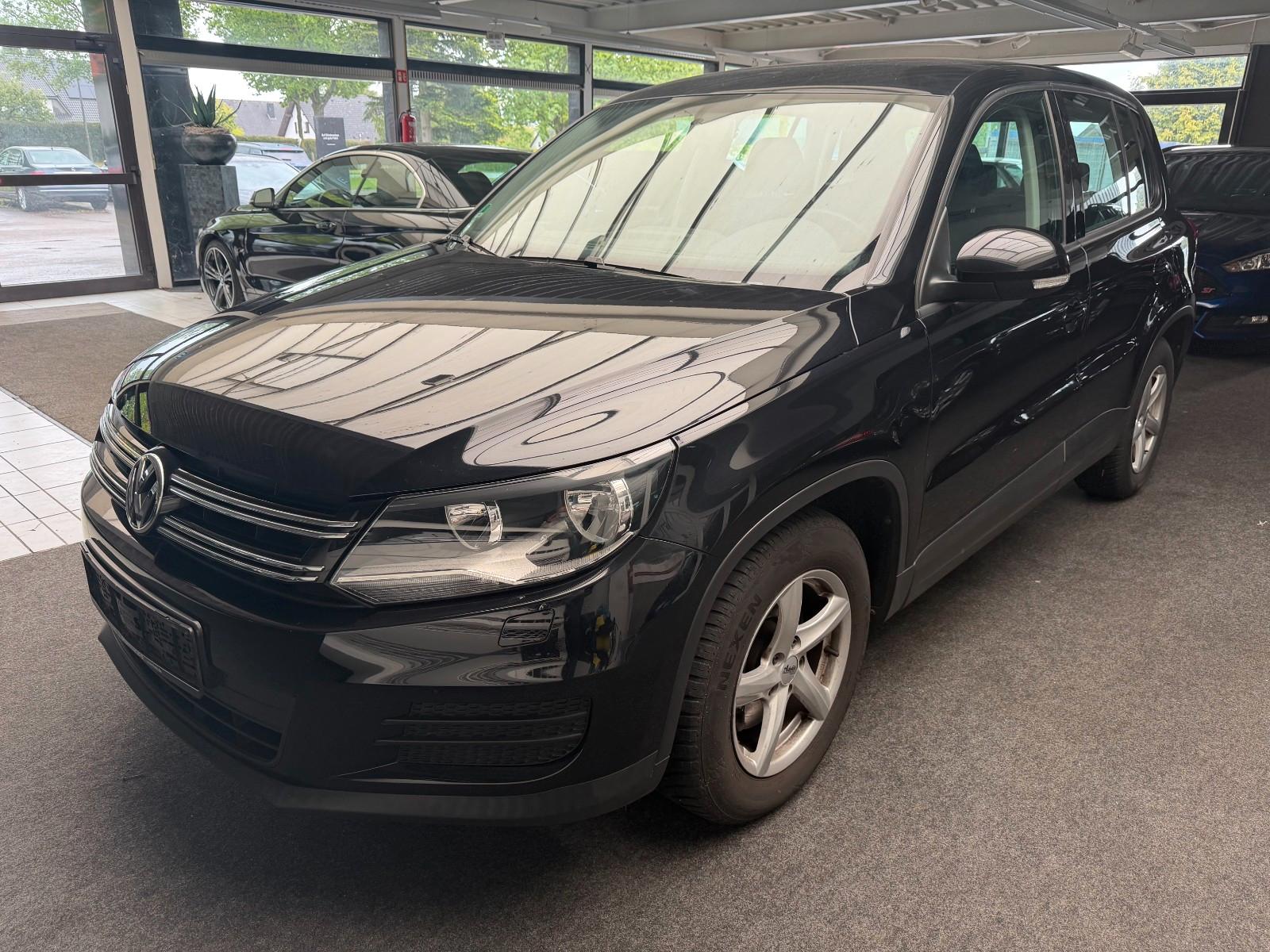 Volkswagen Tiguan Trend & Fun BMT/ Navi/AHK/PDC