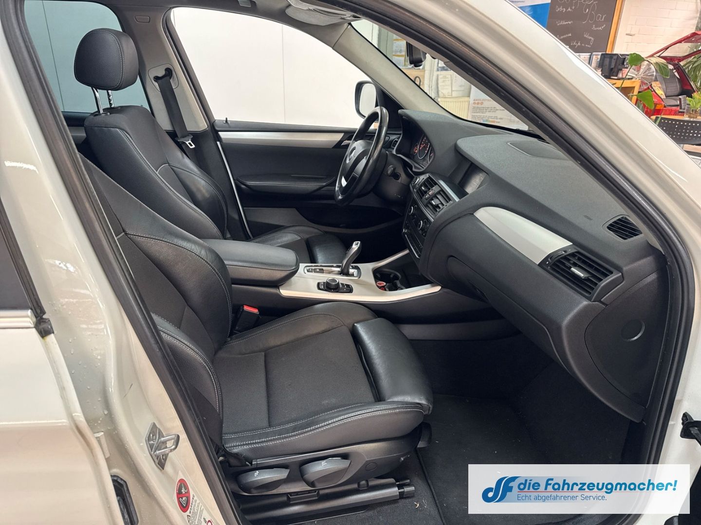 Fahrzeugabbildung BMW X3 xDrive 30 d 30d El. Panodach Bi-Xenon *EXPORT