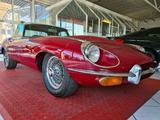Jaguar E-Type Serie 2 Roadster 4.2l "RESTAURIERT" - Jaguar E-Type: 2.2