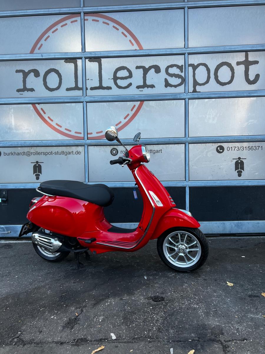Vespa Primavera 125 iGet ABS viele KM LED