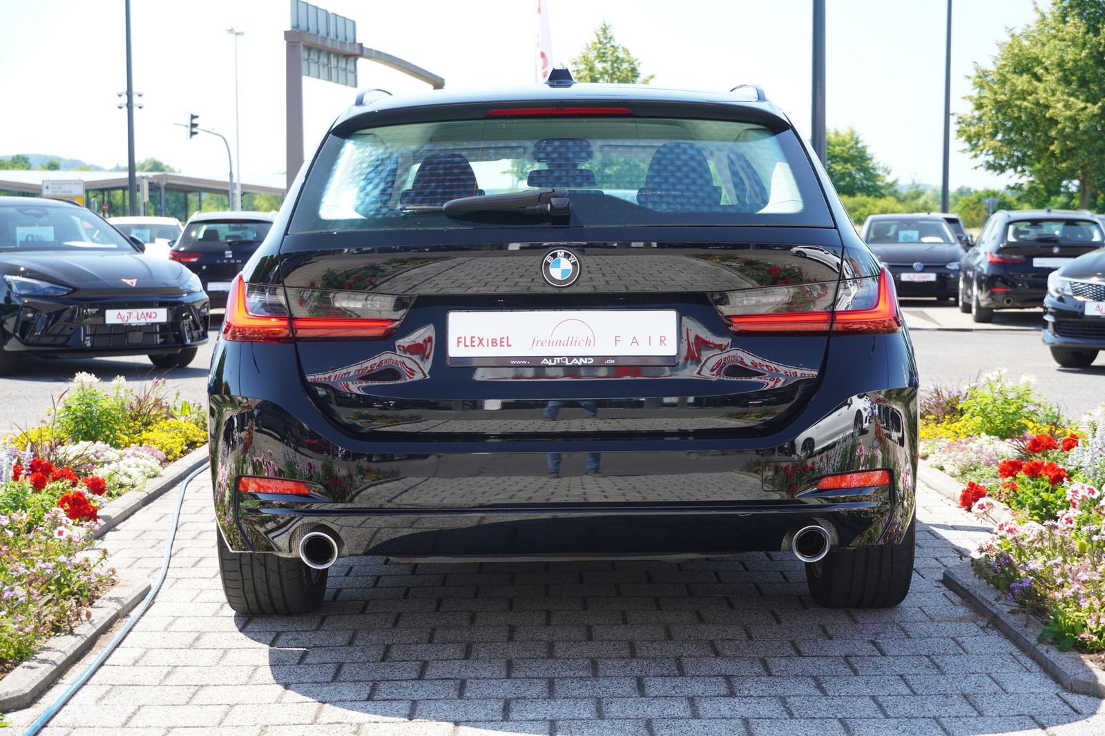 BMW 318i Touring LED Navi Tempomat Keyless Head-Up foto 8