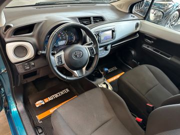 Toyota Yaris Hybrid Life *Navi*Klima*
