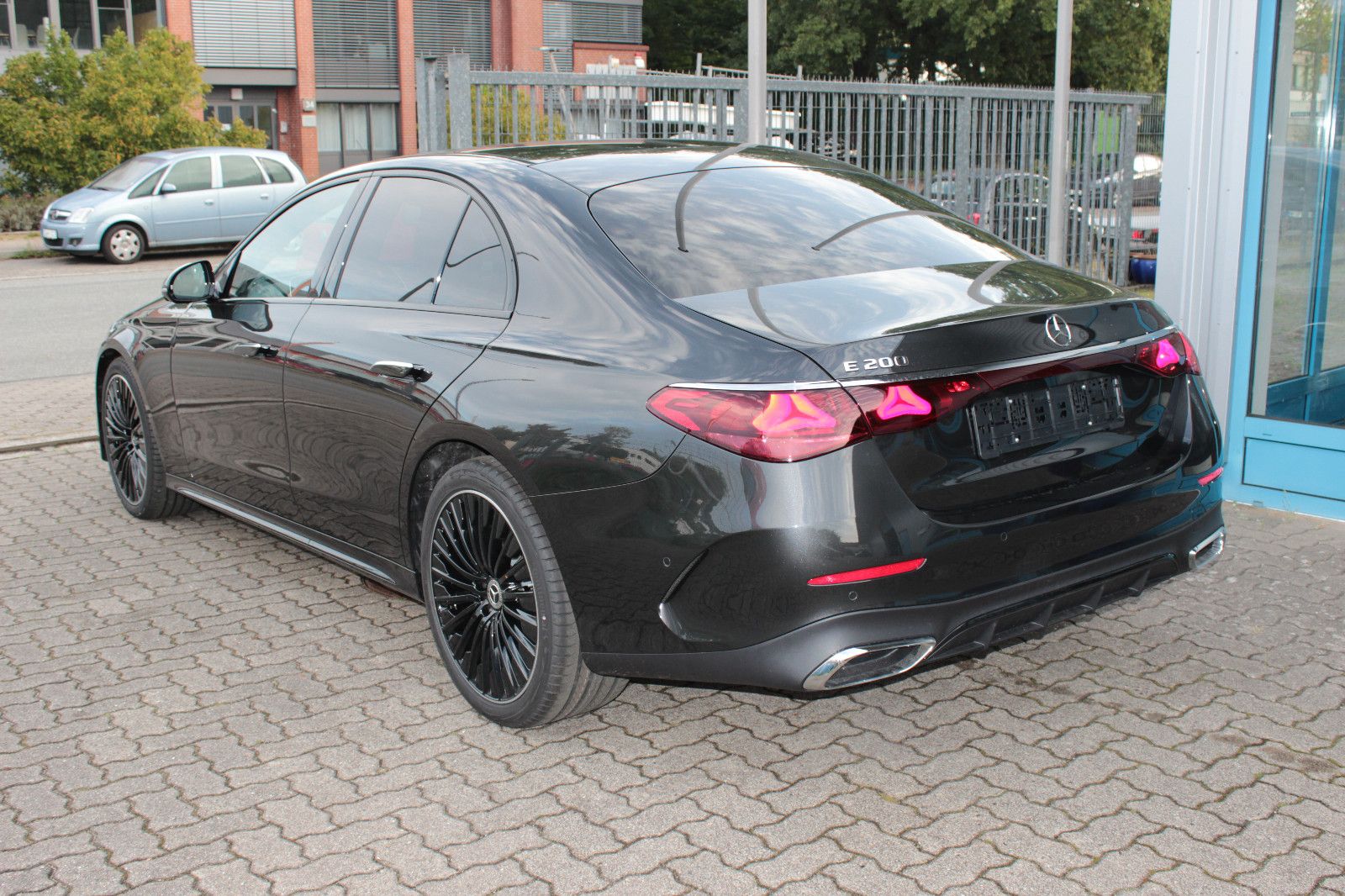 Fahrzeugabbildung Mercedes-Benz E 200 *AMG Line* Premium Plus*Superscreen**MY25*