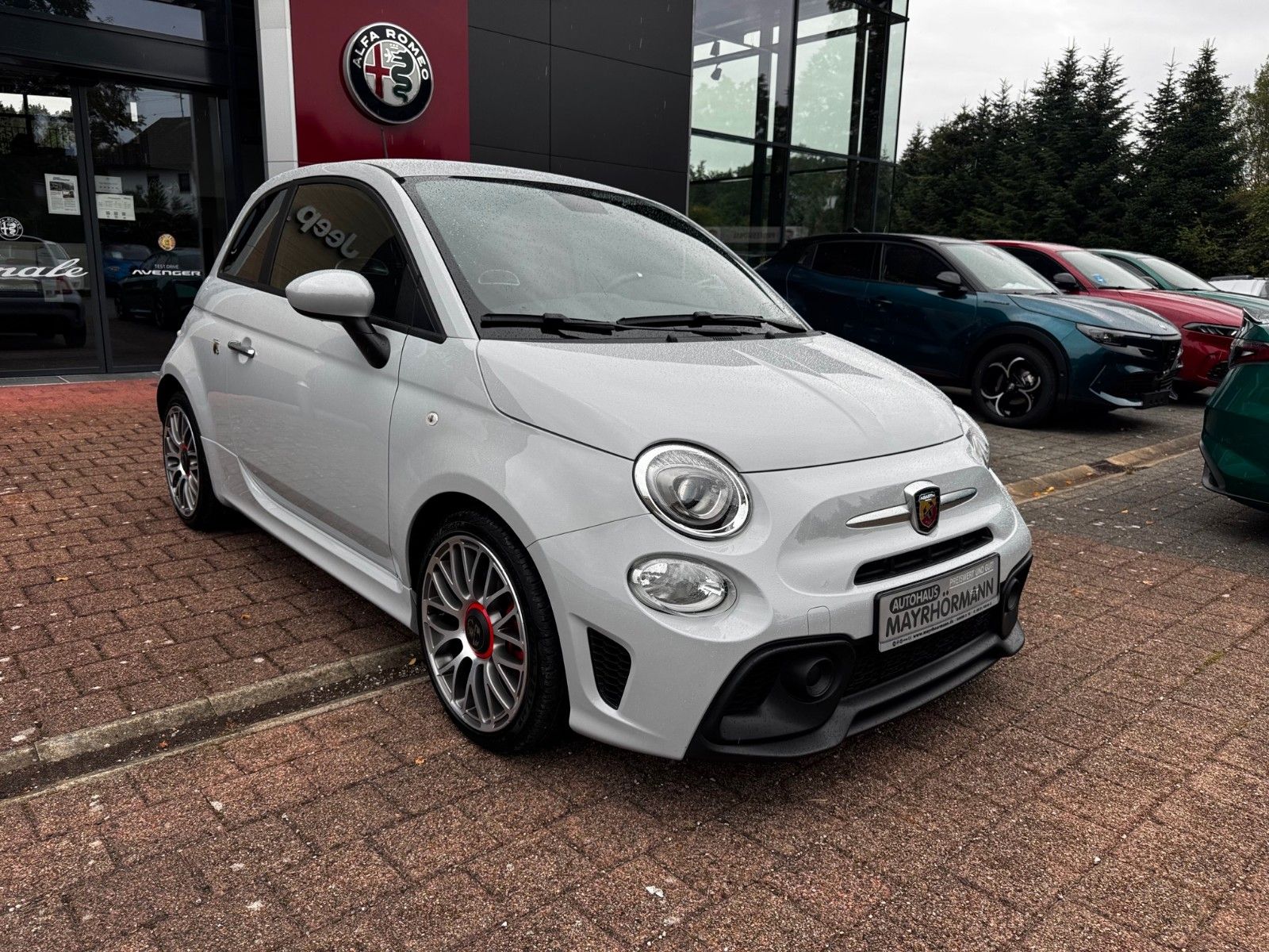 Fahrzeugabbildung Abarth 595 1.4 T-JET 145PS NAVI CAMPOVOLO GRAU
