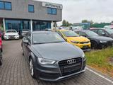 Audi A3 Sportback S line Sportpaket TDI Navi Bi-Xenon - Audi A3 mit Diesel-Antrieb: Limousine, Line Sportpaket