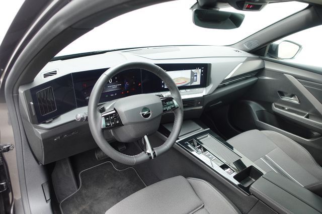Fahrzeugabbildung Opel Astra L Sports Tourer 1.2 Turbo GS RFK,KlimaA,SD