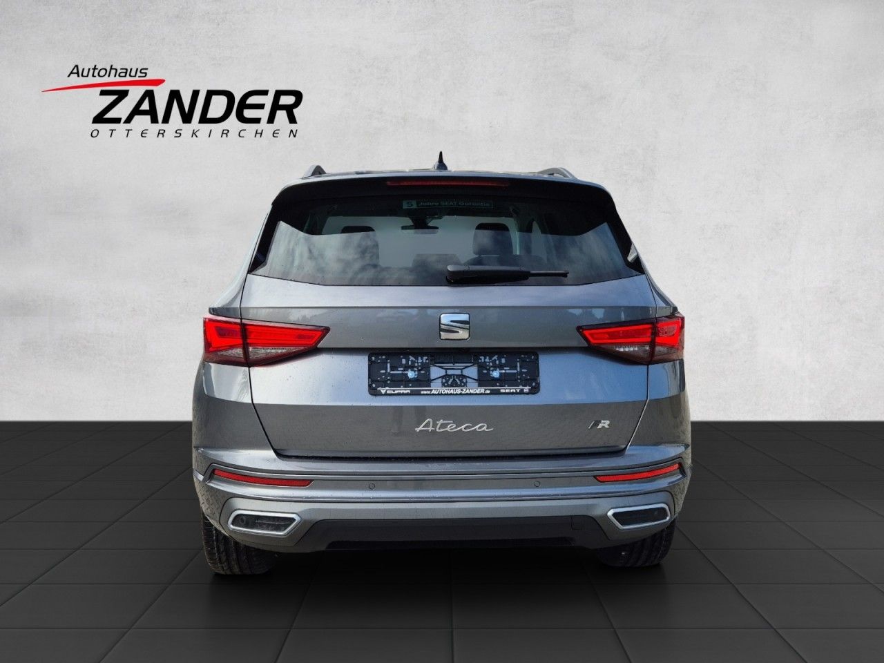 Fahrzeugabbildung SEAT Ateca FR AHK Black Pack 19 Zoll Alu Navi
