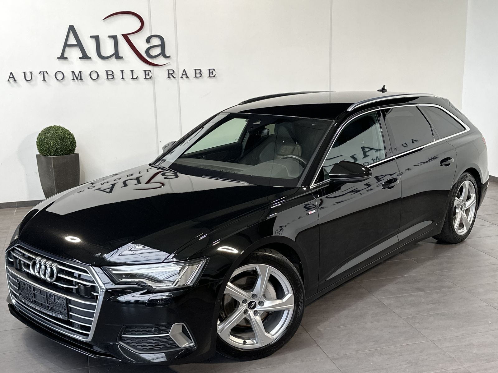Fahrzeugabbildung Audi A6 Avant 40 TDI Quattro S-Line NAV+LED+AHK+ACC
