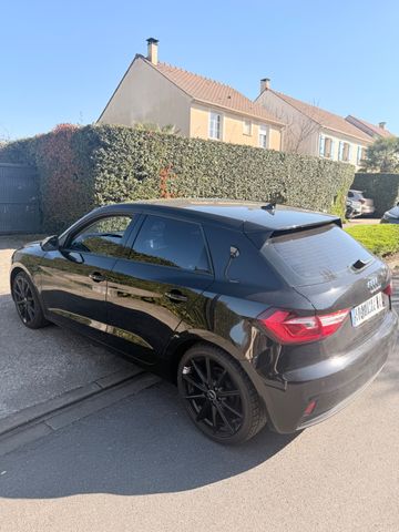 AUDI A1 25 TFSI Sportback -