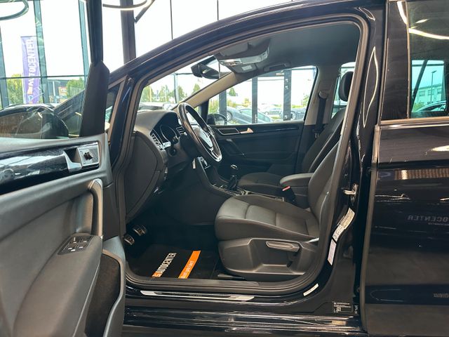 Volkswagen Golf *1-Hand*ACC*2-ZONEN*NAV*SitzHZ*