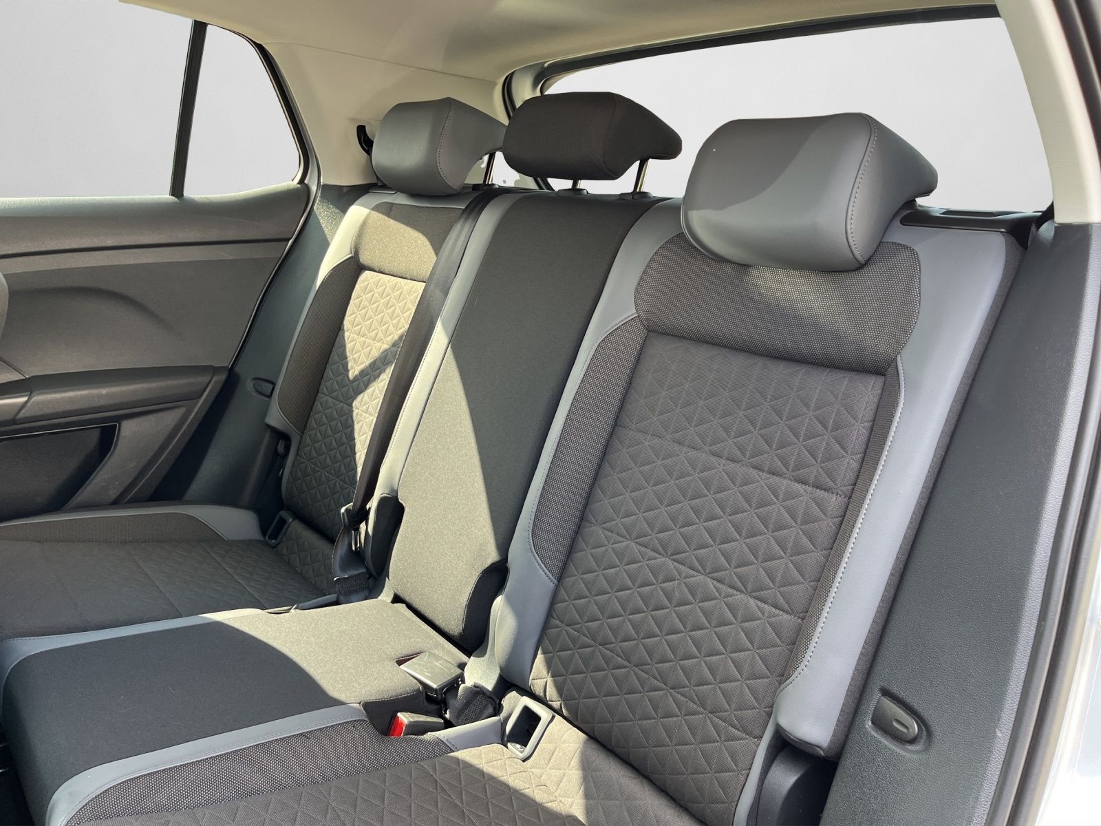 Volkswagen T-Cross - Bild 15
