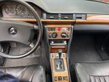 Mercedes-Benz Mercedes 300 E W124 T-Modell - Mercedes-Benz: W124 T Modell
