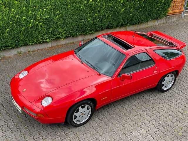 Porsche 928 Automatik S 4