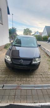 Volkswagen Touran 1.6 Basis Basis - Volkswagen Touran: Basis