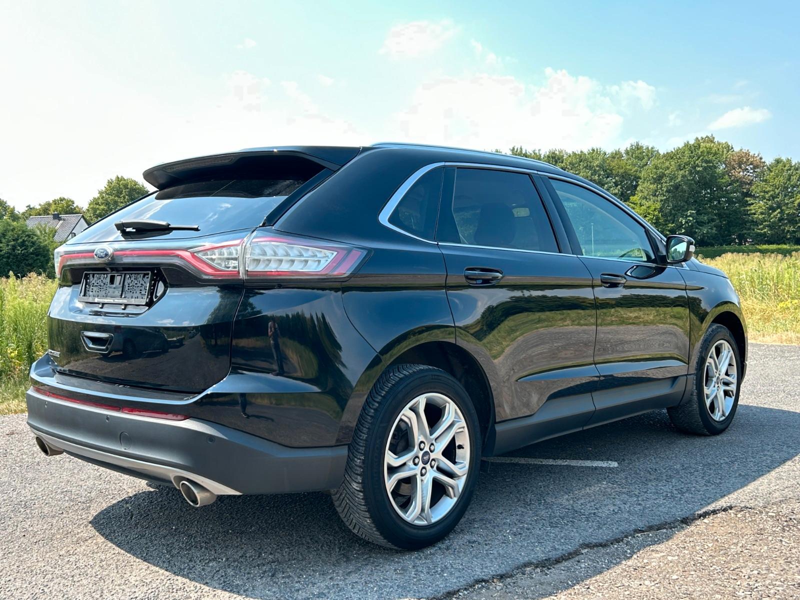Ford Edge Titanium 2.0 TDCi 4x4 Navi Klimaauto. Leder