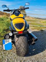 Suzuki Intruder M1800r Black Edition B. O. S. S.  - SUZUKI R1