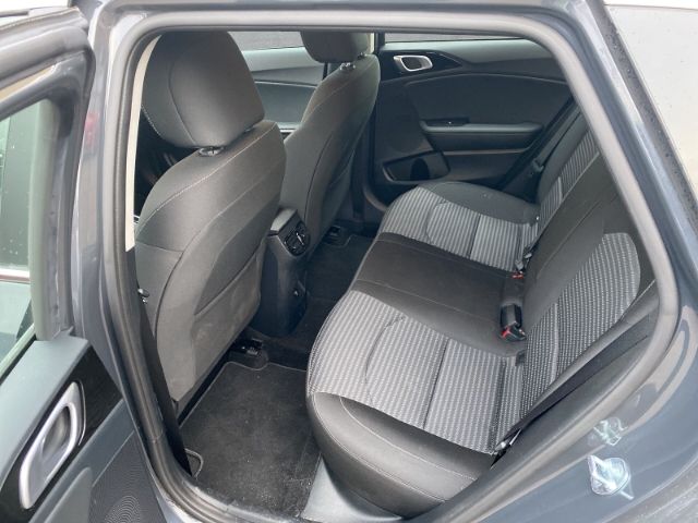 Fahrzeugabbildung Kia Ceed_sw SPORTSWAGON VISION 1.6 CRDi 48V MILD HYB
