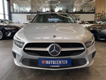 Mercedes-Benz A 200 A -Klasse *NAVI*PDC*SPURASSIST*TEMPOMAT*
