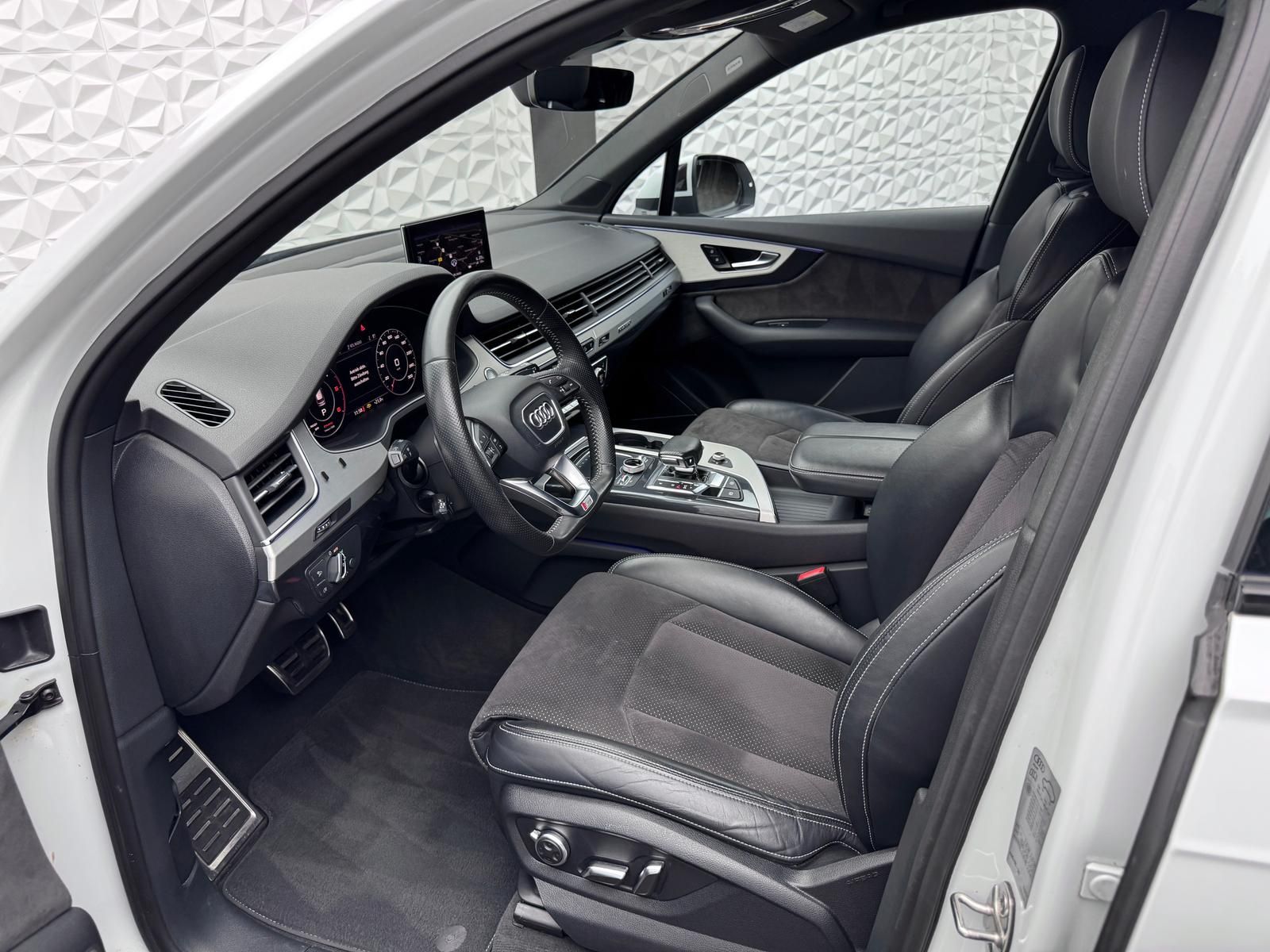 Fahrzeugabbildung Audi 3.0 TDI QUA/S-LINE/PANO/ALLRADLENK/STHZ/LUFT/AHK