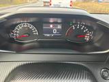 Peugeot 2008 Allure Puretech 130 / Automatik + AHK - Peugeot 2008 von privat